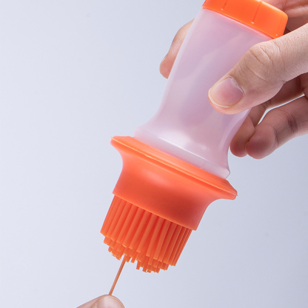 Heat-Resistant Silicone BBQ Grill Oil Bottle - Image 3